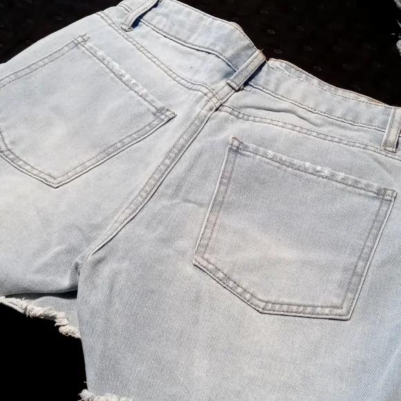 Shorts! - Picture 4 of 5